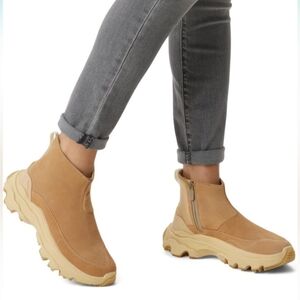 Sorel Kinetic Breakthru Chunky Ankle Boots Camel Tan Waterproof  Boot Size 8